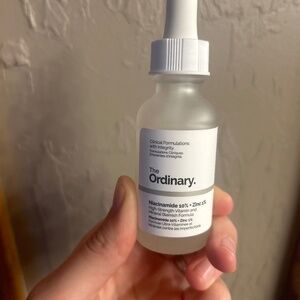 The Ordinary Niacinamide 10% zinc 1%